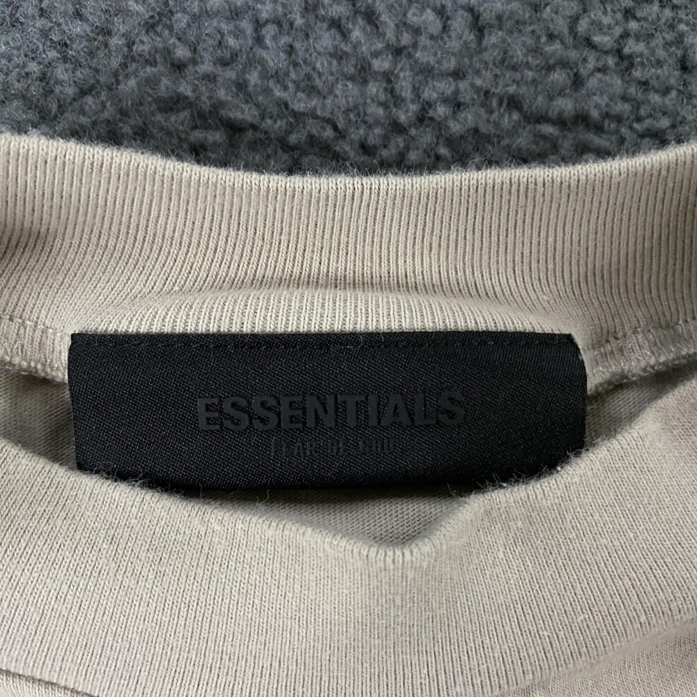 Fear Of God Essentials T-Shirt Mens Small Beige Relaxed Fit Logo Tee Crewneck - Picture 3 of 11
